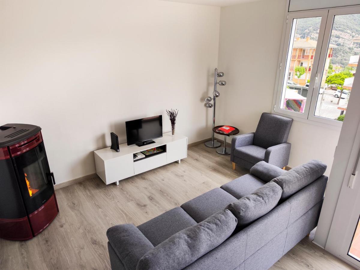 Apartamento Rural En El Bergueda "Lluis & Antonia" A Ac Sant Jordi de Cercs Luaran gambar